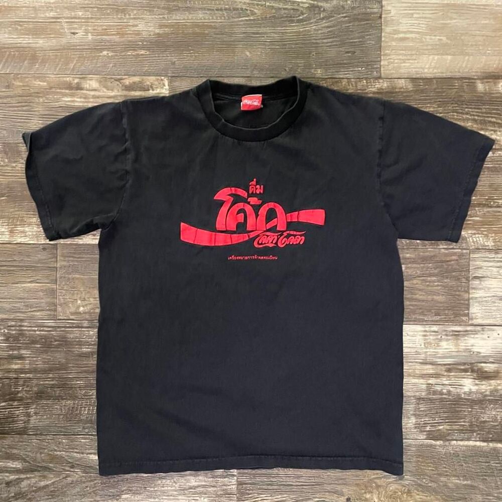 Coca-cola Men's Black and Red Print T-shirt